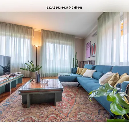 Le Tre Torri 아파트 *